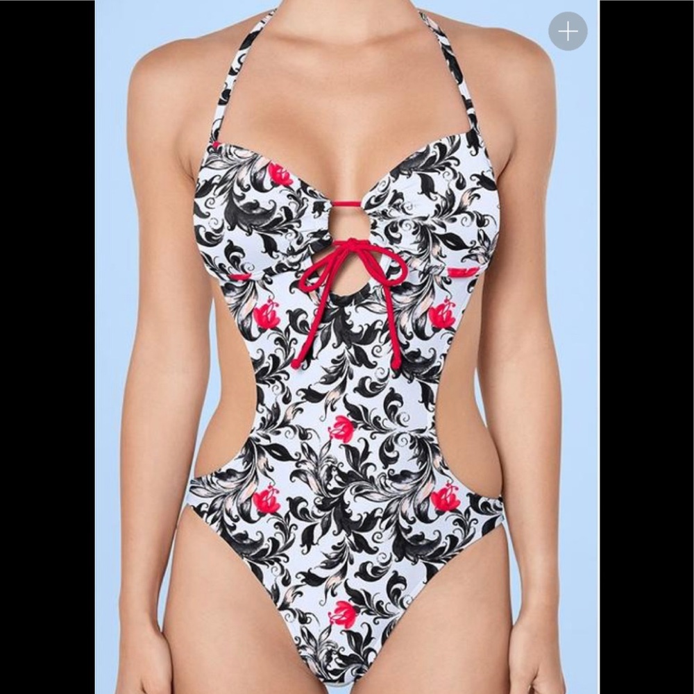 Swim suit